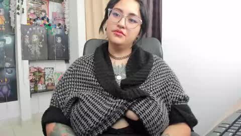 Alice Brinck online show from 11, 3, 2025