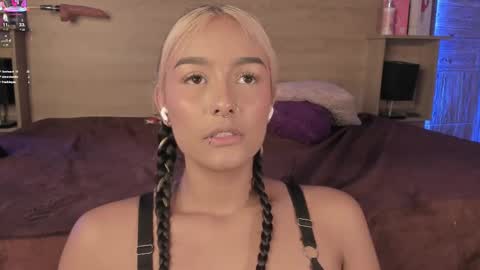 Alice  online show from 5, 3, 2025