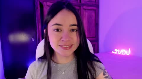 Snapshot of alicee_2 chatting on 17, 12, 2024 Aliceee  ..   97YP9VWGZHrefnav wishlist lists 1 online show from 17, 12, 2024