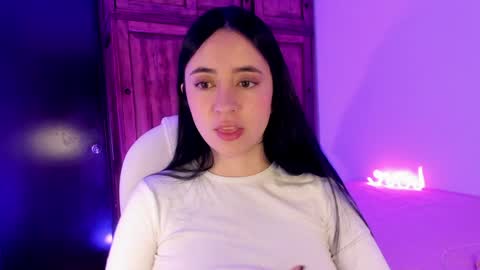 Snapshot of alicee_2 chatting on 3, 2, 2025 Aliceee  ..   97YP9VWGZHrefnav wishlist lists 1 online show from 3, 2, 2025
