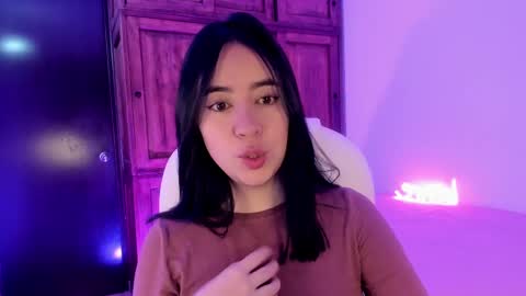 Snapshot of alicee_2 chatting on 15, 2, 2025 Aliceee  ..   97YP9VWGZHrefnav wishlist lists 1 online show from 15, 2, 2025