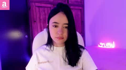 Snapshot of alicee_2 chatting on 2, 3, 2025 Aliceee  ..   97YP9VWGZHrefnav wishlist lists 1 online show from 2, 3, 2025