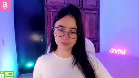 Snapshot of alicee_2 chatting on 12, 9, 2025 Aliceee  ..   97YP9VWGZHrefnav wishlist lists 1 online show from 12, 9, 2025