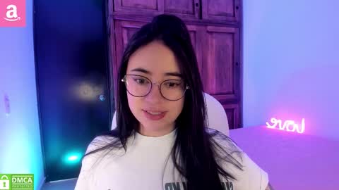 Snapshot of alicee_2 chatting on 14, 9, 2025 Aliceee  ..   97YP9VWGZHrefnav wishlist lists 1 online show from 14, 9, 2025