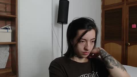 alicee_logan_ online show from 5, 3, 2025