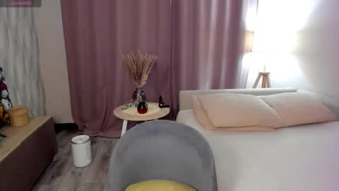 Daniella online show from 11, 2, 2025