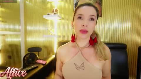 Snapshot of aliceglamour chatting on 14, 2, 2026 Allice online show from 14, 2, 2026