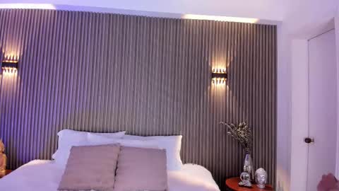 Alice  online show from 10, 10, 2025