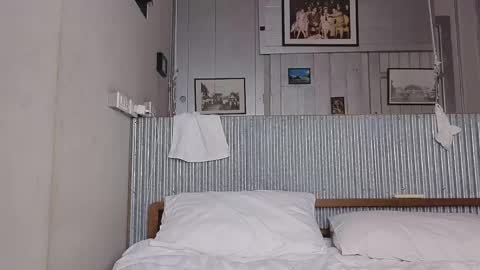 Alice  vacation  online show from 4, 4, 2026