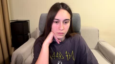 alicekollt online show from 25, 3, 2026