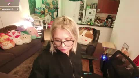 Alice Liddell online show from 20, 9, 2025