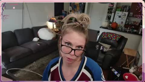 Alice Liddell online show from 12, 11, 2025