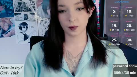 aliceriddle1 online show from 25, 4, 2026