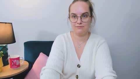 alicesensitive online show from 22, 9, 2025