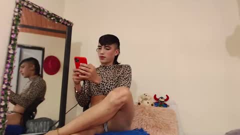 J Ruiz online show from 30, 1, 2025