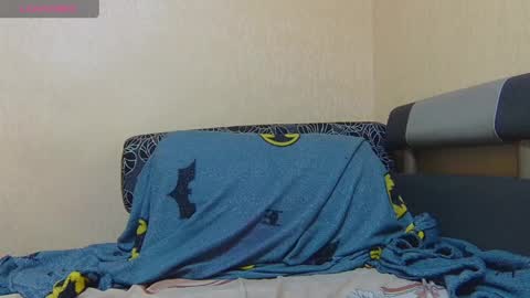 AliceWoolfy online show from 4, 4, 2026