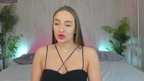 Mia online show from 11, 2, 2025