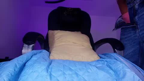 Alicia Kyse  online show from 14, 4, 2026