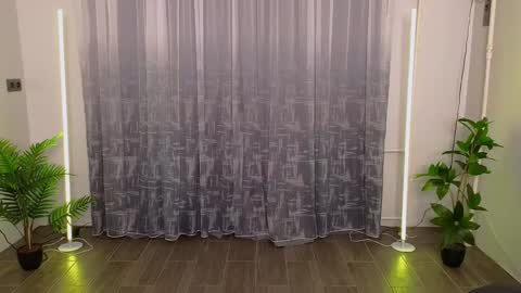 Snapshot of alicia_x_art chatting on 8, 2, 2025 Alicia Lici  online show from 8, 2, 2025