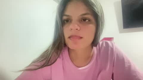 Snapshot of alicie_ebony1 chatting on 15, 2, 2025 luisa online show from 15, 2, 2025