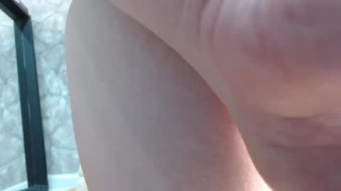 alidaalida2 online show from 18, 2, 2026