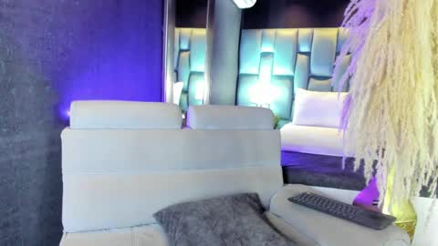 Snapshot of alidiaz__ chatting on 9, 6, 2026 Ali Diaz online show from 9, 6, 2026
