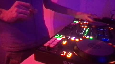 busco rockera online show from 11, 3, 2025