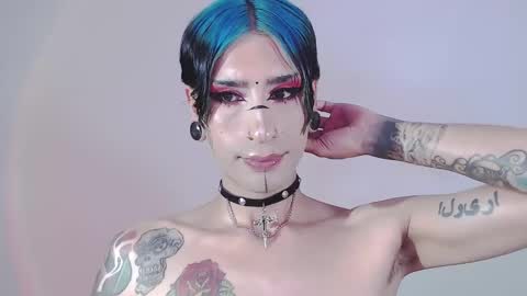 Snapshot of alienexxx chatting on 2, 2, 2025 online show from 2, 2, 2025