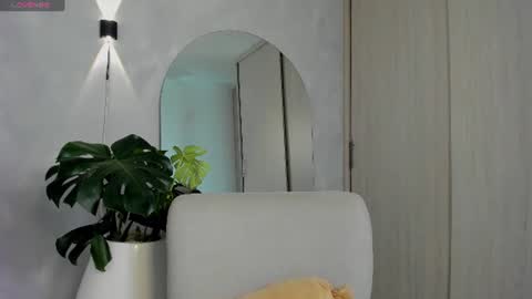 Snapshot of aliessiarose1 chatting on 22, 6, 2026 Ali online show from 22, 6, 2026