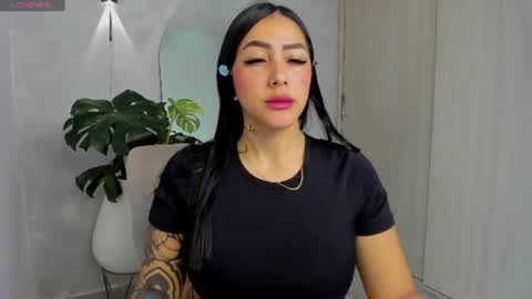 Snapshot of aliessiarose1 chatting on 23, 6, 2026 Ali online show from 23, 6, 2026