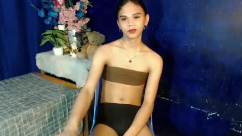 aliexagrey online show from 20, 12, 2025