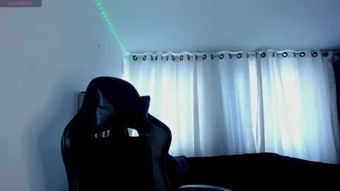 aliice_walker_ online show from 2, 2, 2026