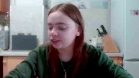Snapshot of aliiice_stone chatting on 6, 11, 2025 Alice online show from 6, 11, 2025