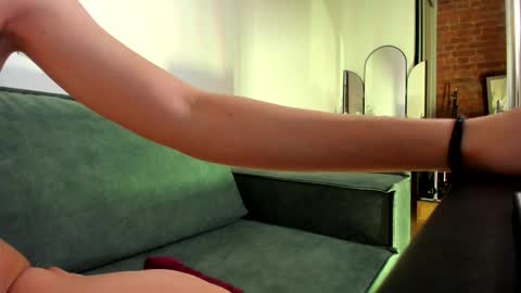 alika shy online show from 13, 2, 2025