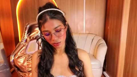 alina_b_ online show from 11, 5, 2026