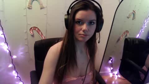 Alina Nightshade online show from 1, 1, 2025