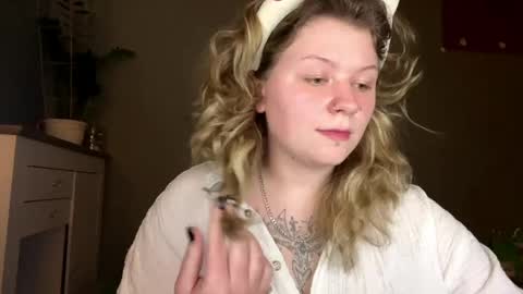 Alina online show from 28, 4, 2026