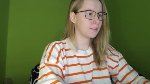 alinasei online show from 2, 3, 2026