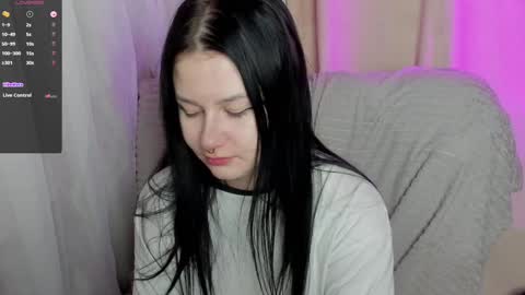 Aline Greeeen online show from 5, 2, 2025