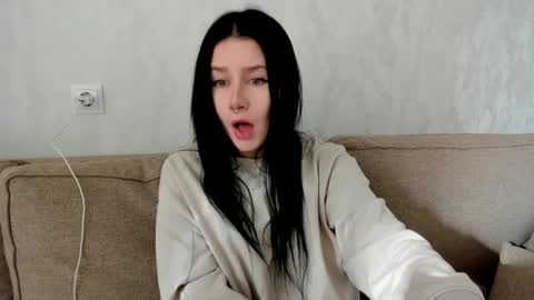 Aline Greeeen online show from 14, 2, 2025