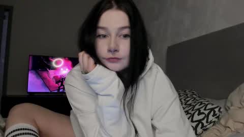 Aline Greeeen online show from 18, 3, 2026