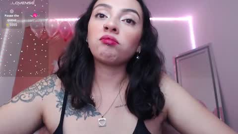 Alejandra online show from 5, 1, 2025