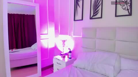     online show from 16, 1, 2025