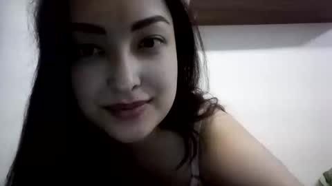 Snapshot of alisaxcristal chatting on 27, 4, 2026 AlisaXCristal online show from 27, 4, 2026