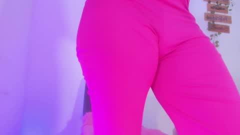 Alisia online show from 12, 11, 2025