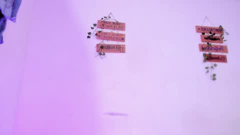 Alisia online show from 6, 3, 2026