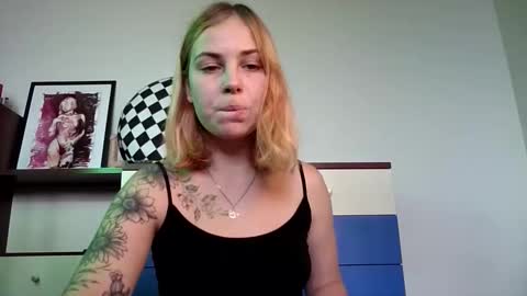 Alisa online show from 27, 10, 2025