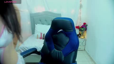 Snapshot of alison_girl22 chatting on 6, 12, 2024 Alison online show from 6, 12, 2024