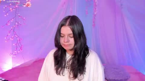 Mia online show from 7, 7, 2026