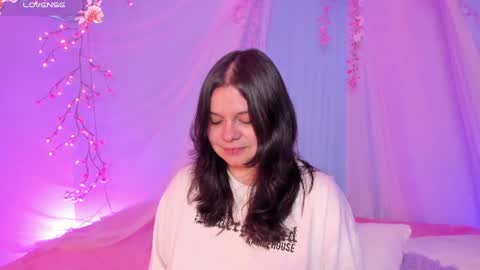Mia online show from 11, 7, 2026